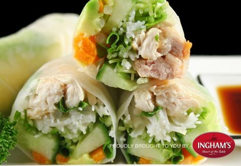 Cold Rolls, Vietnamese Rolls, Rice Paper Wraps, Vietnamese Chicken, Recipes With Chicken And Peppers, Poached Chicken, Sweet Chilli Sauce, Chicken Stuffed Peppers, Sweet Chilli