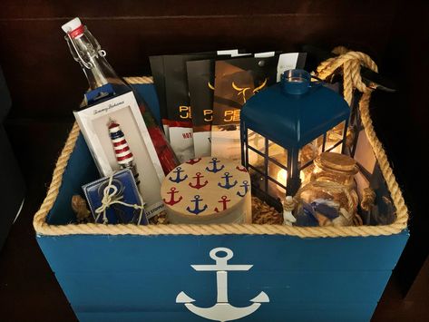 Boat Gift Basket Ideas, Ocean Theme Gift Basket, Nautical Gift Basket, Cruise Themed Gift Basket, Coastal Gift Basket Ideas, Canada Day Crafts, Barn Crafts, Fundraiser Baskets, Theme Baskets