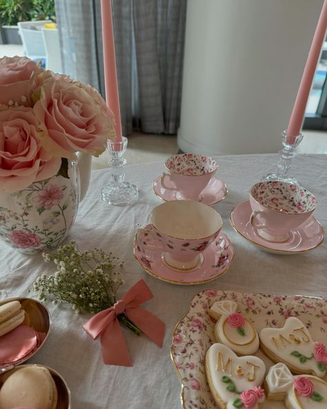 details from my @loveshackfancy themed bridal shower 🎀💘 . . . . Bridal shower inspo, bridal shower aesthetic, loveshackfancy party, coquette party, bride to be #bridalshowerideas #bridalshowerparty #loveshackfancy #coquetteparty #bridetobe #bridalshoweraesthetic #marieantoinetteparty #teapartyideas tea party ideas Bridal Shower Decorations Floral, High Tea With The Bride To Be, Victorian Bridal Shower Ideas, Coquette Bridal Shower Theme, Tea With The Bride To Be, Loveshackfancy Party, Bridal Shower Aesthetic, Vintage Tea Party Bridal Shower, Pink Bridal Party