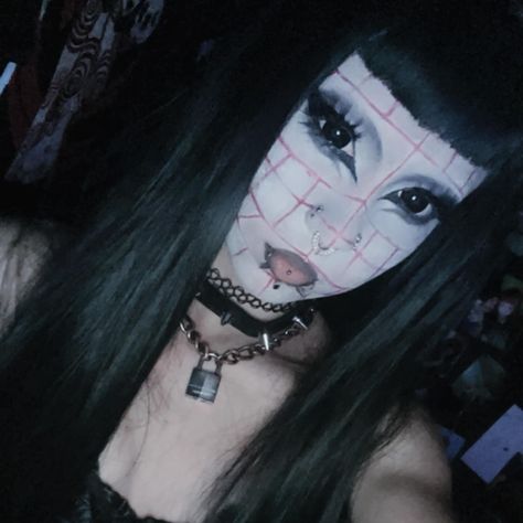 first halloween post yall😋🖤 • • • • • • • • • • #goth #gothgirl #hellraiser #pinhead #pinheadmakeup #halloween #halloweenmakeup #horror #horrormovies #horrorfan Hellraiser Pinhead, Halloween Post, Alt Girls, First Halloween, Eyeliner, Halloween, Makeup, Quick Saves, Make Up