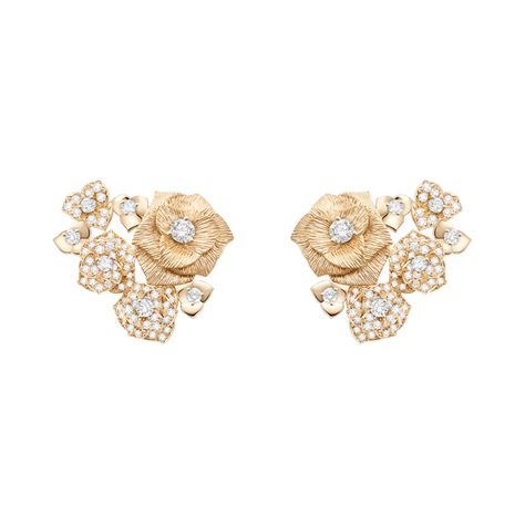 Piaget Rose, Rose Gold Diamond Earrings, Gold Jewelry Prom, Rose Jewellery, Diamond Earrings For Women, Gold Earrings For Women, Luxury Earrings, Rose Jewelry, Gold Diamond Earrings