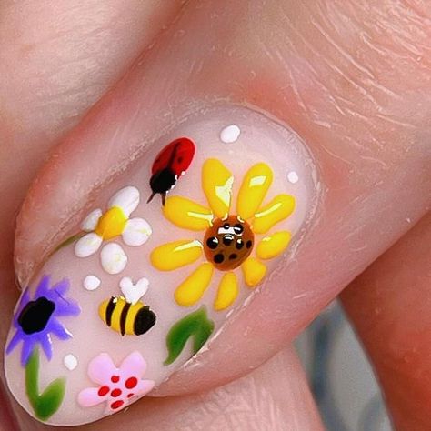 Worm Nail Art, Fruit Inspired Nails, Insect Nail Art, Slug Nails, Bug Nail Designs, 3d Bug Nails, Bugs Nail Art, Bug Nails, Ladybug Nails