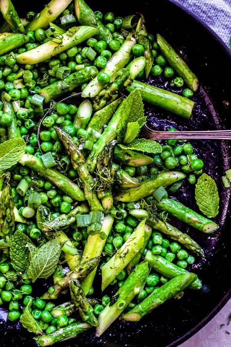 Roasted Peas, Asparagus And Peas, Asparagus Side, Asparagus Side Dish, Easy Asparagus, Easy Side Dishes, Veggie Side Dish Recipes, Grilled Asparagus Recipes, Side Items