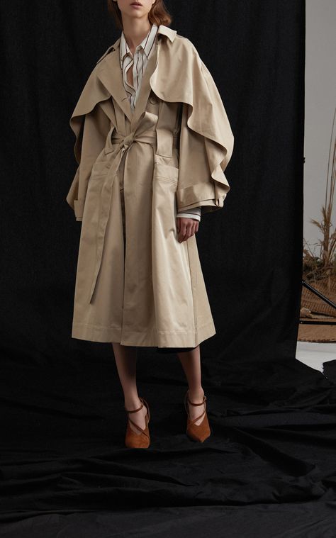 Click product to zoom Staple Wardrobe Pieces, Coat Outfits, Trench Coats Women, Fashion Tips For Women, 가을 패션, Fashion Photoshoot, Looks Style, Seville, Coat Fashion