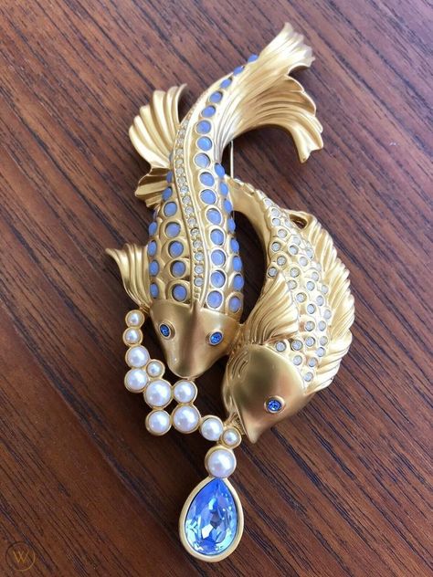 ELIZABETH TAYLOR Sea Shimmer KOI Fish Pin Brooch AVON | #1984577585 Classy Jewelry, Elizabeth Taylor, Sales Tax, Koi Fish, Animal Jewelry, Girls Best Friend, Pin Brooch, Botanical Art, Ox