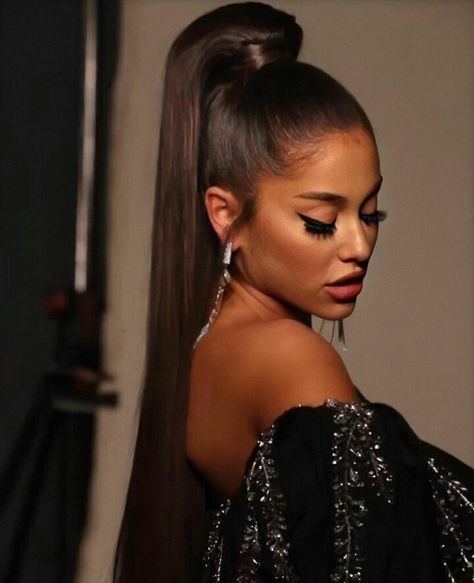 Ariana Grande Images, Ariana Grande Album, Ariana Grande Sweetener, Ariana Grande Gif, Ariana Grande Outfits, Ariana Grande Fans, Ariana Grande Cute, Ariana Grande Style, Ariana Grande Wallpaper