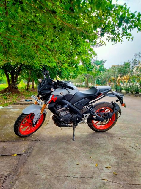 Ktm Image, Begraund Hd Editing 2024, Splendor Plus Bike Photo, Bike Background, Bakgerand Photo, Ktm Bike, Concrete Pavement, Fall Background Wallpaper, Mt 15