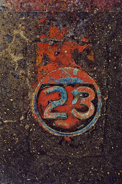 Rust Never Sleeps, Numerology Numbers, Peeling Paint, Rusty Metal, Color Textures, Art Abstrait, Letters And Numbers, Textures Patterns, Photo Sharing