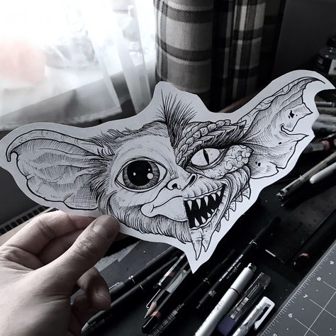 Gremlin Tattoo, Gremlins Tattoo, Gizmo Tattoo, Beetlejuice Tattoo, Grace Tattoos, Horror Movie Tattoos, Movie Tattoo, Circle Tattoos, Movie Tattoos