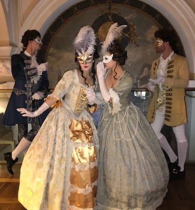 Masked Ball Aesthetic, Victorian Masquerade Ball, Mascarade Party Outfit, Masquerade Ball Aesthetic, Masquerade Ball Outfit, Victorian Masquerade, Masquerade Aesthetic, Mascarade Ball, Victorian Party