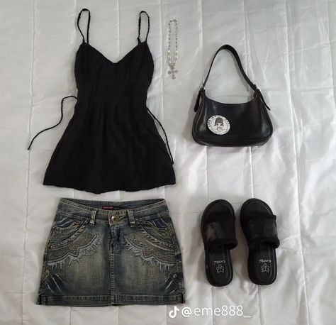 Grunge Holiday Outfit, Casual Summer Outfits Grunge, 2000s Fashion Outfits, Swaggy Outfits, 2000s Fashion, Really Cute Outfits, Dream Clothes, Lookbook Outfits, Fashion Killa