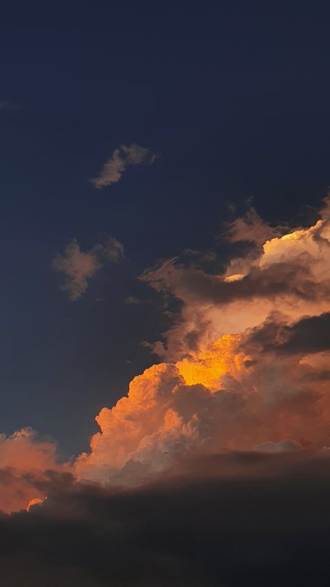 Golden hour, clouds, sky, blue sky Aesthetic Cloudy Sky, Sky Aesthetic Night, Dark Weather, Dusk Sky, Night Clouds, Cloudy Nights, Twilight Sky, Sun And Clouds, Sky Pictures