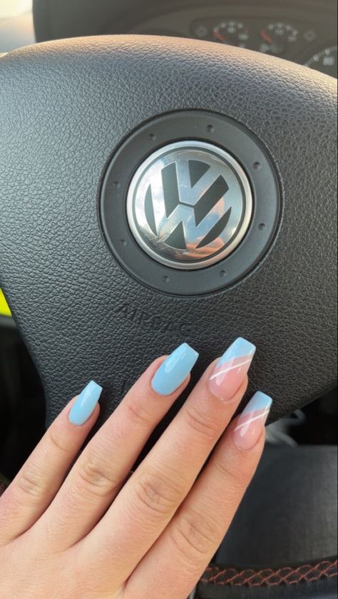 Beach Nails Aesthetic, Light Blue Acrylic Nails, Acrylic Nails Light Blue, Blue Nails Ideas, Blue Prom Nails, Nails With Design, Hoco Nails, Teen Nails, Blue And White Nails