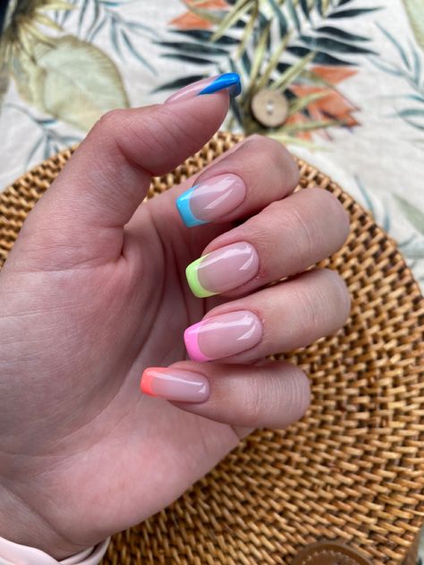 Rainbow Nail Tips Acrylic, Rainbow Nail French Tips, Nails French Rainbow, Gel Nails Neon Tips, Pastel Nail Tips Square, French Tip Nails Spring Colors, Multicolor French Tip Nails Square, Rainbow French Nails Tips, Short Rainbow French Nails