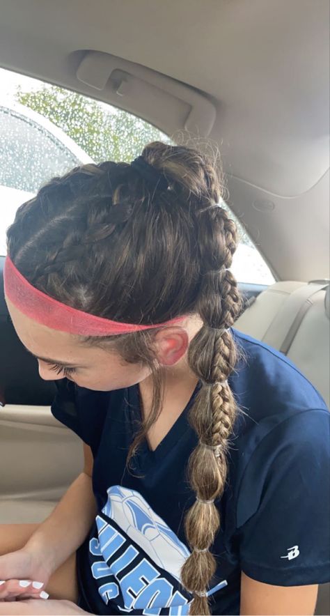 Tennis Hairstyles, Football Hairstyles, Football Hair, Running Hairstyles, Soccer Hairstyles, Soccer Hair, Sports Hair, Hairstyle Girl, Track Hairstyles