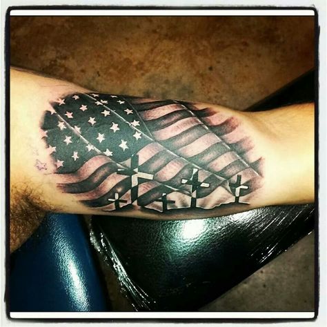 American flag tattoo. Crosses. #americanflag #army #navy #marines #coastguard @rudyta2  Like the art, like me on facebook @ the art of rudy. American Flag Forearm Tattoo, Marine Tattoos, Dog Tags Tattoo, Navy Tattoos, Flag Tattoos, Shamrock Tattoos, Patriotic Tattoos, Kunst Tattoos, Cross Tattoos