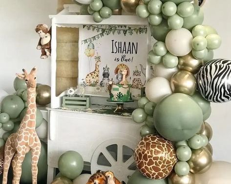 Buy Sage Olive Green Balloon Garland Arch Kit White Gold Confetti Online in India - Etsy Jungle Safari Party Decorations, Green Balloon Garland, Jungle Safari Birthday Party, Safari Birthday Party Decorations, Safari Party Decorations, Safari Balloon, Jungle Balloons, Jungle Thema, Jungle Safari Birthday