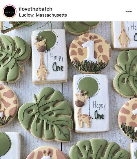 Giraffe Cookies, Safari Cookies, Wild Birthday Party, Giraffe Birthday, Boys First Birthday Party Ideas, Baby Birthday Decorations, Safari Theme Birthday, Baby Boy 1st Birthday Party, Wild One Birthday Party