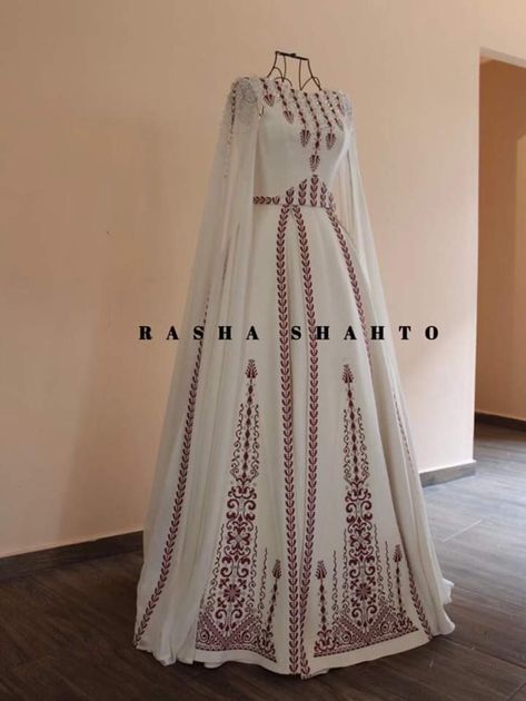 Quincera Dress, Ethiopian Traditional Dress, Muslimah Wedding Dress, Orthodox Wedding, Traditional Dresses Designs, Henna Party, Moroccan Dress, Modesty Fashion, Muslim Fashion Dress