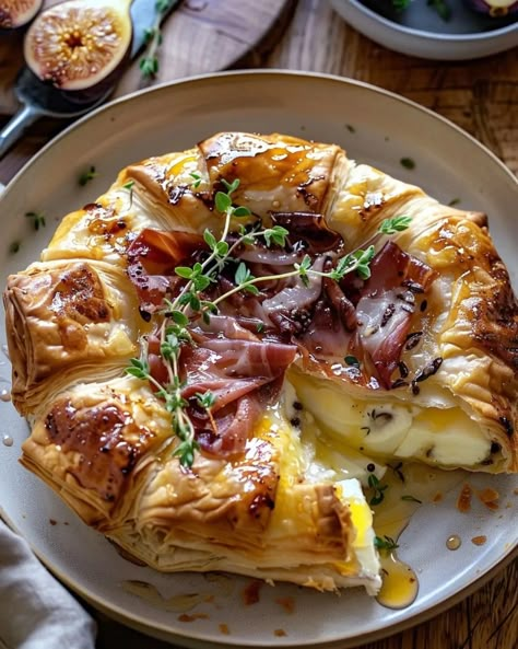 Fig And Prosciutto, Baked Brie In Puff Pastry, Brie In Puff Pastry, Fig Preserves, Baked Brie Recipes, Brie Puff Pastry, Brie Appetizer, Brie Bites, Brie Recipes