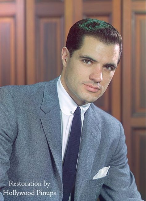 Spartacus 1960, Birthday Remembrance, Thoroughly Modern Millie, John Gavin, Modern Millie, Celebrities Who Died, Color Portrait, Celebrities Then And Now, Hollywood Legends