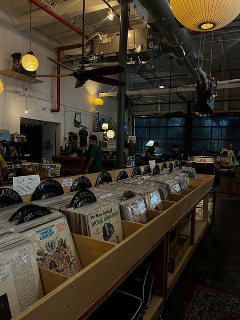 Small town record store Records Aesthetic, Vinyl Record Store, Vinyl Aesthetic, Vinyl Store, Record Shop, Music Shop, Vinyl Music, Vintage Records, Music Aesthetic