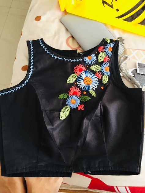 #embroidery #embroiderydesigns #blousedesigns #blackblouse #navaratri #navratrispecial #fashion #embroideryflowers Neck Ideas, Handwork Design, Navratri Outfits, Indian Embroidery Designs, Saree Painting Designs, Boat Neck Blouse Design, Kids Dress Collection, Saree Painting, Churidar Designs