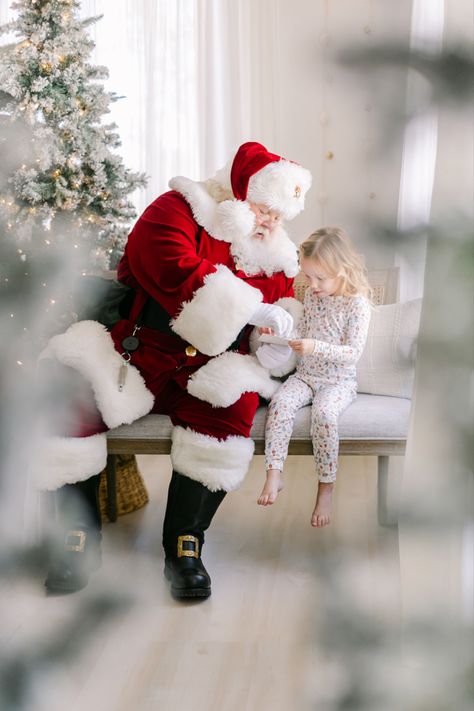 Kids With Santa Pictures, Santa Studio Sessions, At Home Santa Pictures, Studio Santa Mini Sessions, Santa Mini Session Indoor, Christmas Photoshoot With Santa, Outdoor Santa Photoshoot, Santa Photo Ideas, Santa Claus Photo Shoot