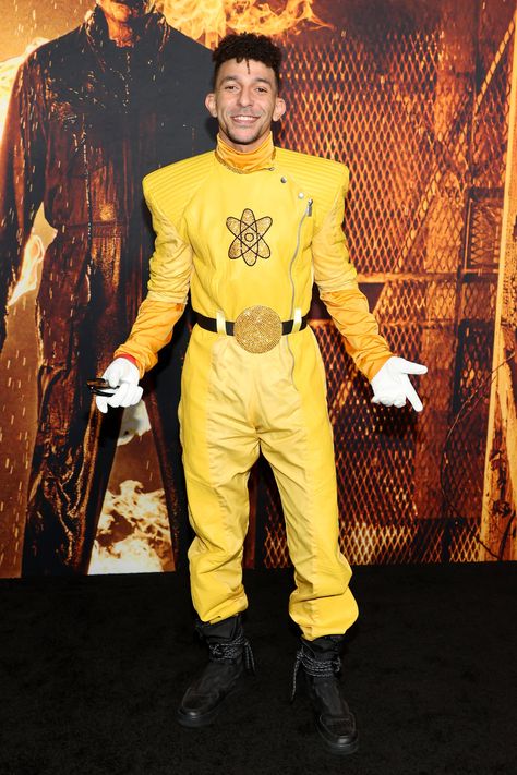 Khleo Thomas as Powerline From A Goofy Movie Goofy Movie Halloween Costume, Khleo Thomas, Powerline Goofy Movie, The Goofy Movie, Goofy Costume, Epic Halloween Costumes, Hayley Kiyoko, A Goofy Movie, Movie Halloween Costume