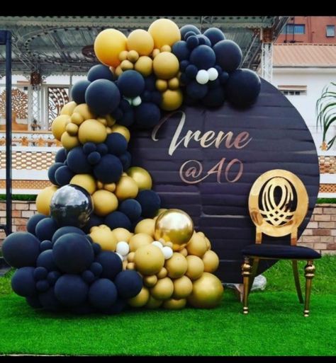 Well it doesn't take much to make it round photobooth stickers and balloons and boom magic Photobooth Stickers, Gold Ideas, Weeding, Black And Gold, Photo Booth, Make It, Grapes, Balloons, Fruit