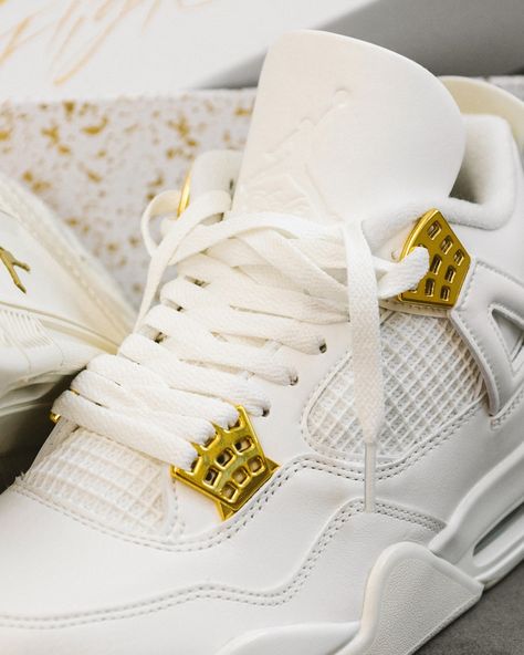 @jumpman23 & @nike add a little bling to a clean Air Jordan 4 accenting its plush white nubuck upper with metallic gold accents on the eyelets, debossed Jumpman logos on the tongues & semi translucent heel tabs ✨ The Women’s AJ4“White & Gold” will be releasing in ⁠Women’s Sizes (US) 10.5, 11.5 & 12 at midnight online tonight (12am AEST) Tuesday April 30th with more sizes to come s👀n…✨ ⁠ #nike #nikeair #airjordan #aj4 #jordan4 #womensjordan4 #jumpman23 #jumpman #laced #lacedbrisbane Nike Add, Jumpman Logo, Air Jordan 4, At Midnight, Clean Air, Metallic Gold, Gold Accents, Air Jordan, Air Jordans