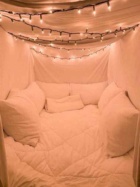 Sleepover Room, What's Your Name, Zimmer Diy, Dorm Decoration, Cute Bedroom Decor, Redecorate Bedroom, Cozy Room Decor, Dreamy Room, Room Design Bedroom