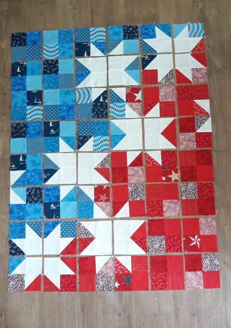 Star Spangled Baby Quilt - Free Pattern & Tutorial Star Quilt Wall Hanging, Flag Quilts, Valor Quilts, American Quilts Patterns, Blue Quilt Patterns, Propane Forge, Quilts Blocks, Kids Quilts, Flag Quilt