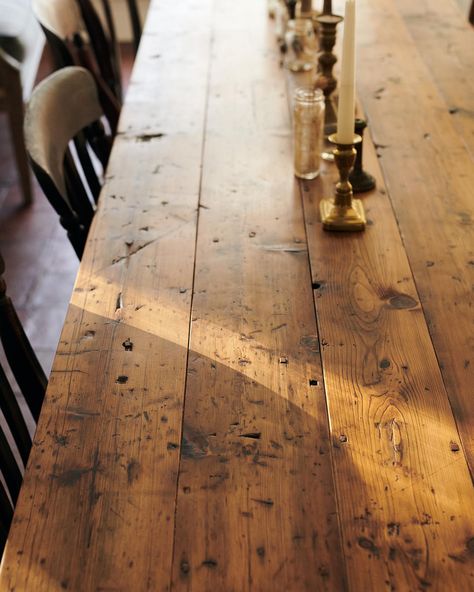 Primitive Dining Table, Sunroom Dining, Wooden Table Decor, Rustic Farm Table, Reclaimed Table, Rustic Kitchen Tables, Wooden Kitchen Table, Plank Table, Solid Oak Table