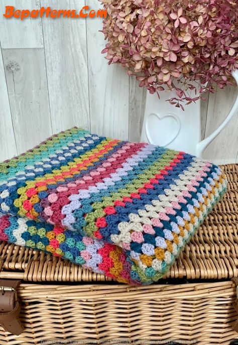 Crochet Blanket Ideas: Create Your Own Customized Masterpiece Spike Stitch, Striped Crochet Blanket, Crochet Square Blanket, Pottery Inspo, Crochet Cushion, Crochet Cushion Cover, Crocheting Ideas, Crochet Afgans, Crochet Mandala Pattern