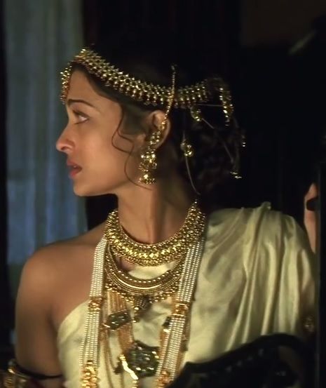 Aishwarya Rai In Chokher Bali, Chokher Bali, Vintage Bollywood Aesthetic, South Asian Aesthetic, Retro Bollywood, Vintage India, Vintage Bollywood, Desi Girl, Indian Aesthetic