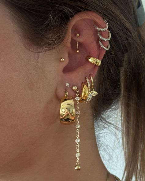 Crystals are always a good idea 😍 Gold Earrings Aesthetic, Treasure Coin, Earring Inspo, Earrings Aesthetic, The Starry Night, Gold Filled Hoops, Ear Rings, Gold Earring, Sterling Silver Hoops