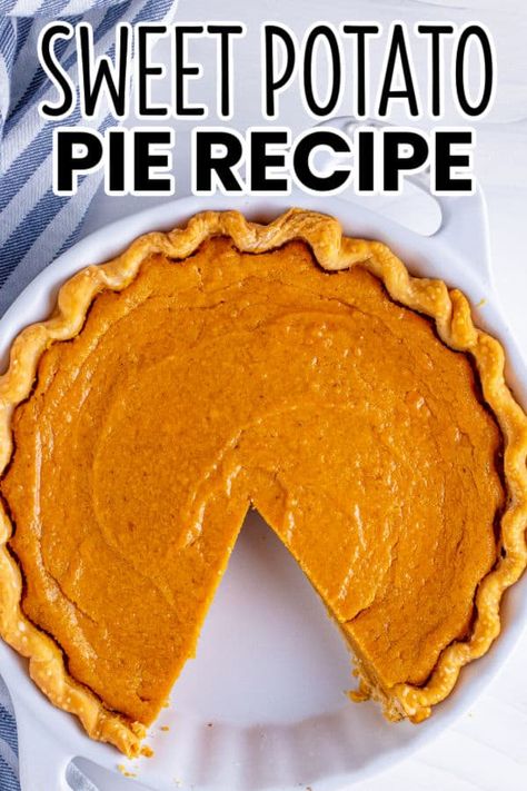 Sweet Potato Pie Recipes, Dessert Fall, Sweet Potato Pie Southern, Bread Booze Bacon, Pies Recipes, Sweet Potato Pies Recipes, Thanksgiving Pie, Cooking Sweet Potatoes, Thanksgiving Pies