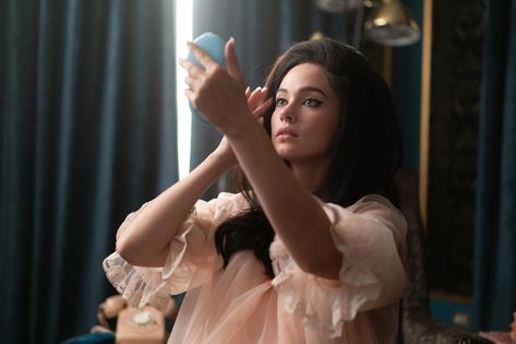 Priscilla review: The loneliest of Sofia Coppola’s lonely girls - Vox Percilla Presley Movie, Priscilla 2023, Cher Hair, Priscilla Movie, Betty Buckley, Sofia Coppola Movies, Elvis And Me, Editing Material, Steven Yeun