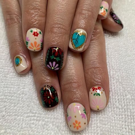 Hey, Nice Nails! on Instagram: “Mexican Embroidery and Turquoise inspired by @mananails 🌼” Betty Cora Nails, 3d Flower Nail Art, Spring Nail Design, Nails Inspired, Mexican Flowers, Mexican Embroidery, Nice Nails, Flower Nail Designs, Nails 2023