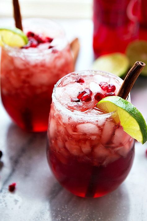 The 20 Non-Alcoholic Mocktails Perfect for Dry January (and Beyond) Pomegranate Drink, Pomegranate Drinks, Best Non Alcoholic Drinks, Cranberry Pomegranate, Christmas Drinks Alcohol Recipes, Christmas Drinks Alcohol, Thanksgiving Drinks, Non Alcoholic Cocktails, Alcoholic Cocktails