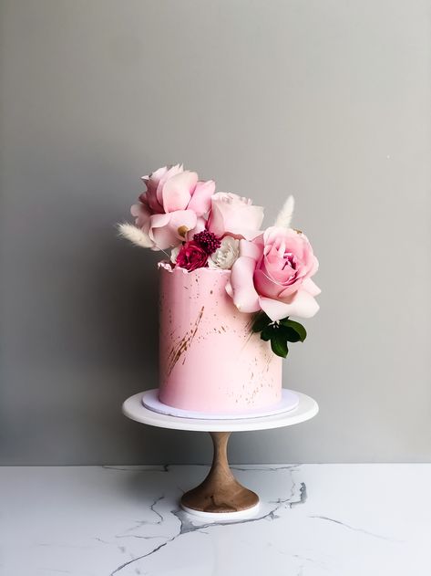 6 inch Tall Cake — Sieve & Stone 3 Birthday Cake, Petite Cakes, 1st Year Cake, 6 Inch Cake, Cake With Strawberries, Tall Cake, 3 Birthday, Fresh Flower Cake, 3rd Birthday Cakes