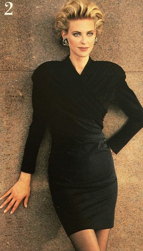 Fashion 1980s, 80s Women, 90s Runway Fashion, 1990s Fashion, Power Dressing, 1980s Fashion, Formal Style, 80s Fashion, Favorite Dress