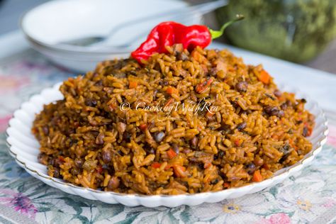 Pelau Recipe Trinidad Vegan, Trini Rice And Peas, Easy Trinidadian Recipes, Pelau Recipe Trinidad, Pelau Recipe, Trinidad Curry, Breakfast Dinner Ideas, Trinidadian Food, Peas Rice