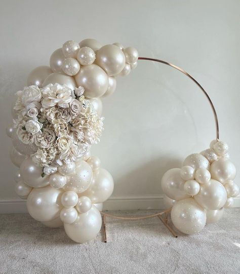 Christening Decorations, First Communion Decorations, Communion Decorations, Simple Birthday Decorations, Diy Baby Shower Decorations, Wedding Balloon Decorations, Luxury Birthday, Fun Invitations, Diy Balloon Decorations