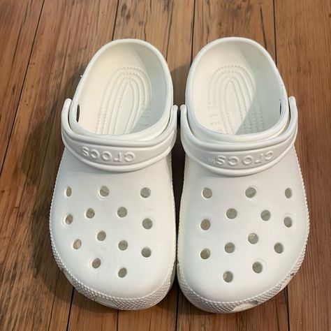 White Crocs White Crocs Aesthetic, Crocs Aesthetic, Birthday Haul, White Crocs, Pretty Sneakers, Birthday Basket, Apple Pies, Bday Gift, Crocs Clogs