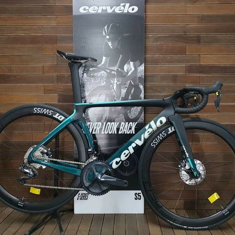 Cervelo S5 Road Bike Style, Zwift Cycling, Cervelo S5, Bicycle Paint Job, Bicycle Quotes, Racing Cyclist, Best Road Bike, Road Bicycle Bikes, Garage Bike