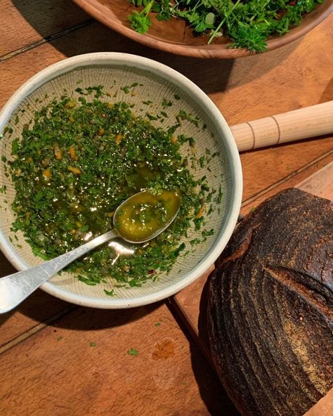 Fanny Singer, Daughter of Alice Waters, Shares Her Famous Salsa Verde Recipe - Galerie Alice Waters Recipes, Thai Meatballs, Winter Moodboard, Salsa Verde Recipe, Alice Waters, Verde Recipe, Lamb Shanks, Fresh Salsa, Raw Vegetables