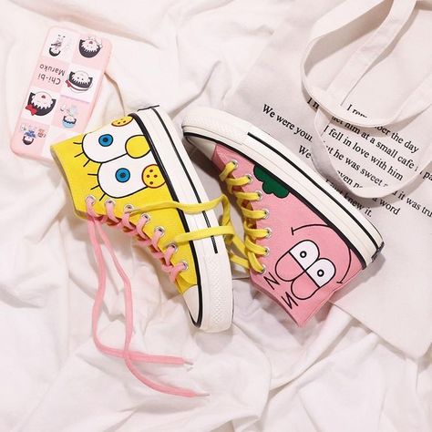 Canvas Shoe Painting Ideas, Diy Converse Shoes Paint, Canvas Shoe Painting, Canvas Shoes Painting, Customized Canvas Shoes, Spongebob Shoes, Shoe Painting Ideas, Shoes Painting, Shoe Painting