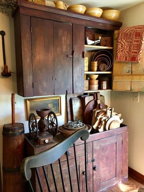 Dry Sink Decor Ideas, Primitive Dry Sink, Antique Dry Sink, Primitive Country Decor, Primitive Cabinets, Primitive Cupboards, Primitive Living, Primitive House, Sink Decor